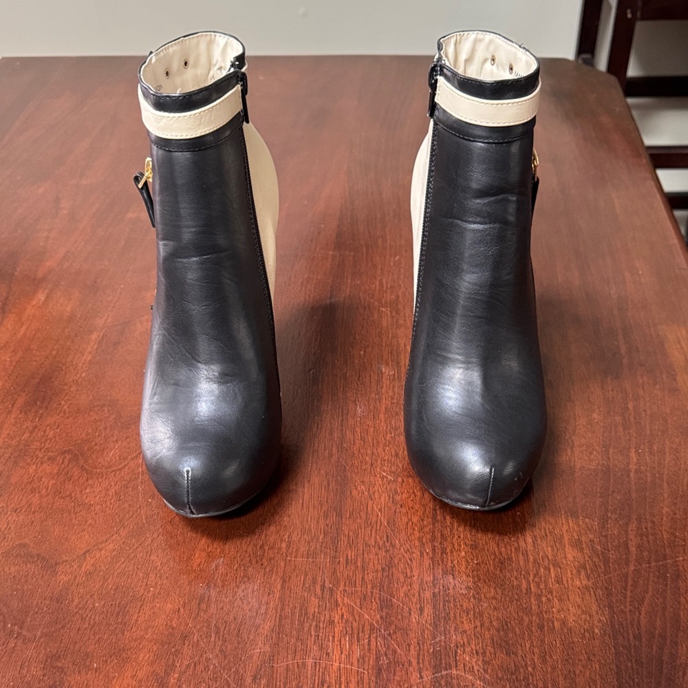 Sophia & Lee Two-Tone Ankle Boots